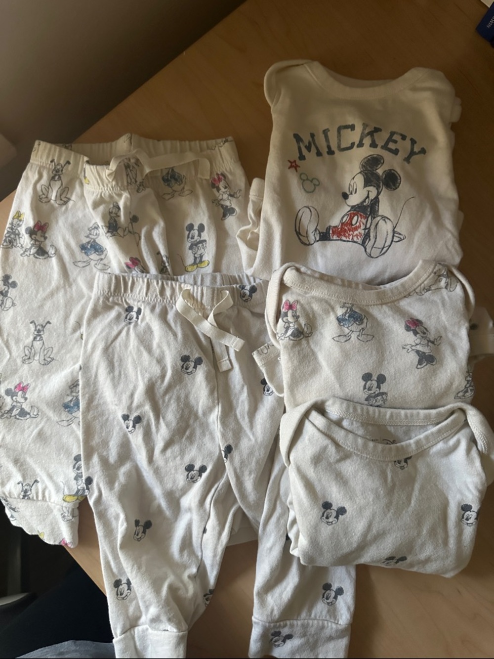 Gap x Disney bundle of 3 onesies and 2 pants 6-12 months